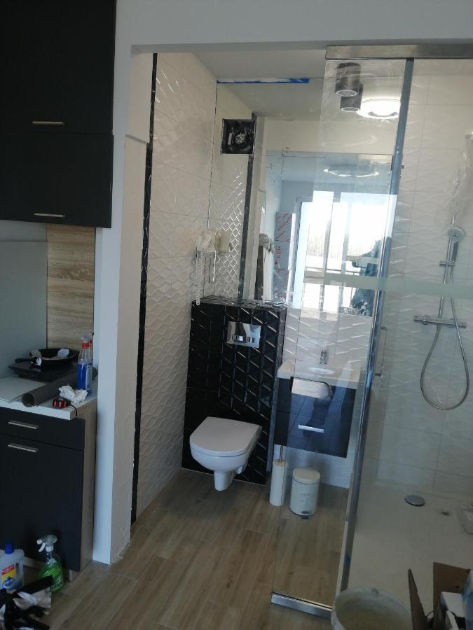 Apartamenty Galeria Polnocna Warschau Exterior foto